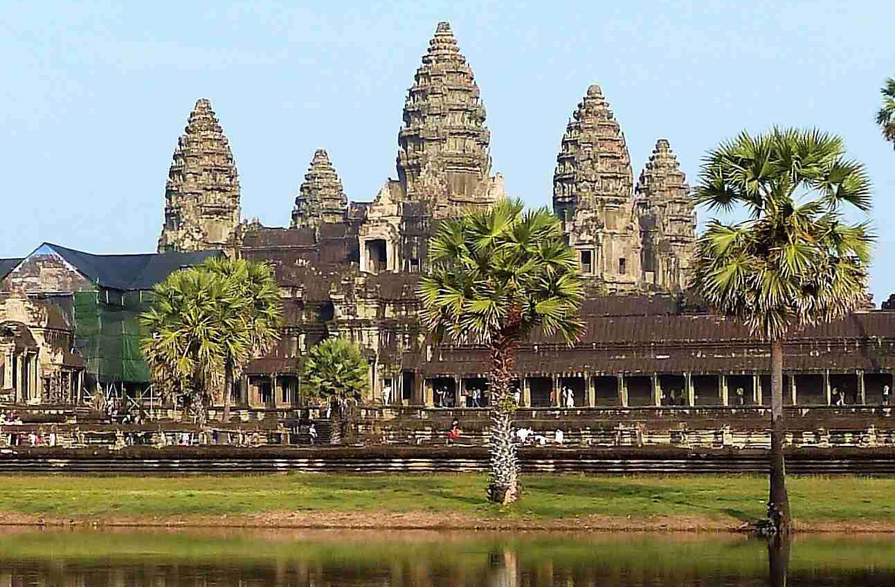 Auch Erlebnisreisen nach Fernost wie hier nach Angkor Wat werden auf dem ReiseMarkt vorgestellt. Foto: Geograf Exkursionen Erlebnisreisen